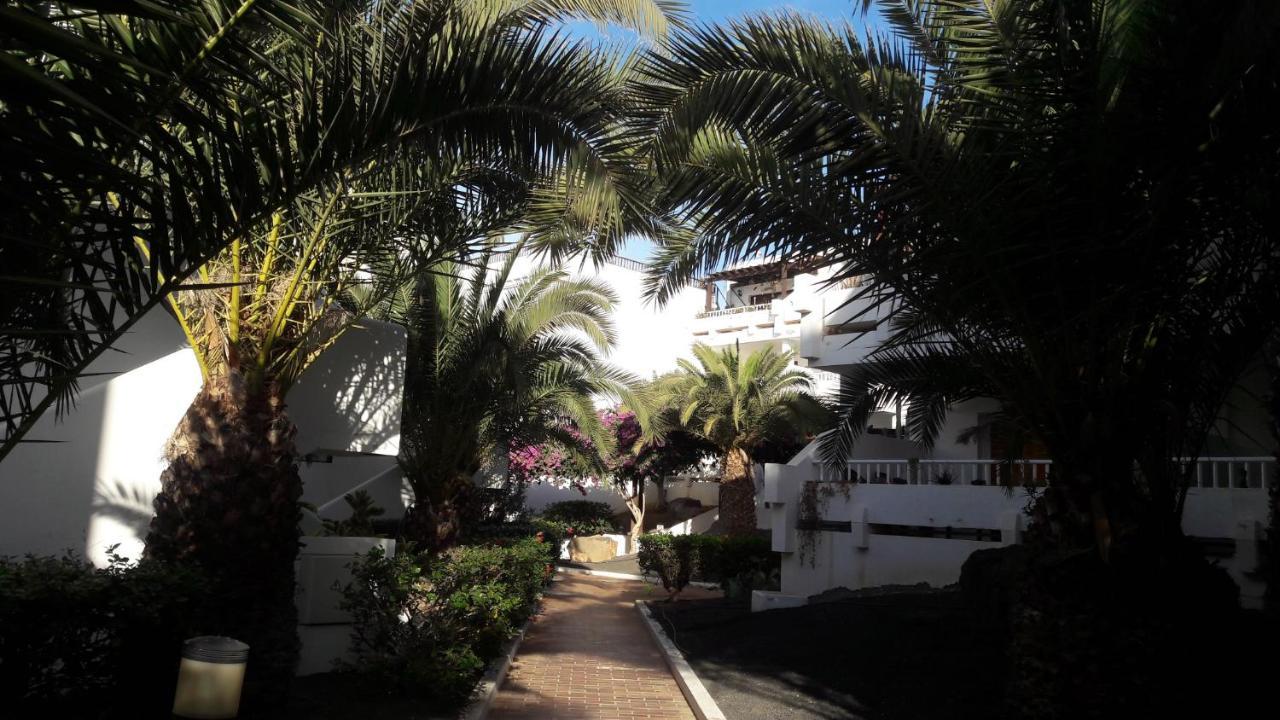 Sunny Self-Catering Apartment Costa Teguise, Lanzarote, Spain エクステリア 写真
