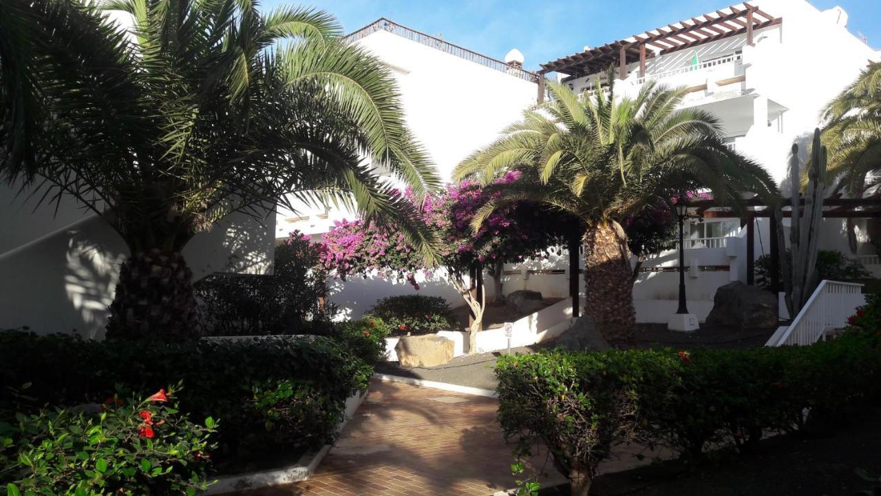 Sunny Self-Catering Apartment Costa Teguise, Lanzarote, Spain エクステリア 写真