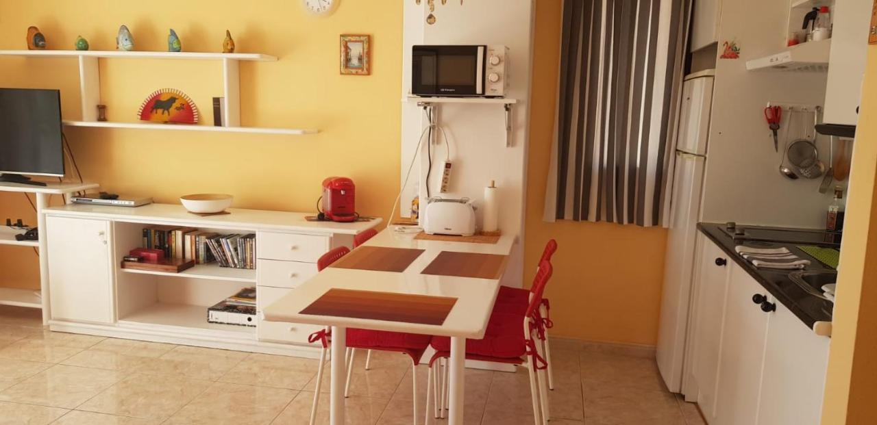 Sunny Self-Catering Apartment Costa Teguise, Lanzarote, Spain エクステリア 写真
