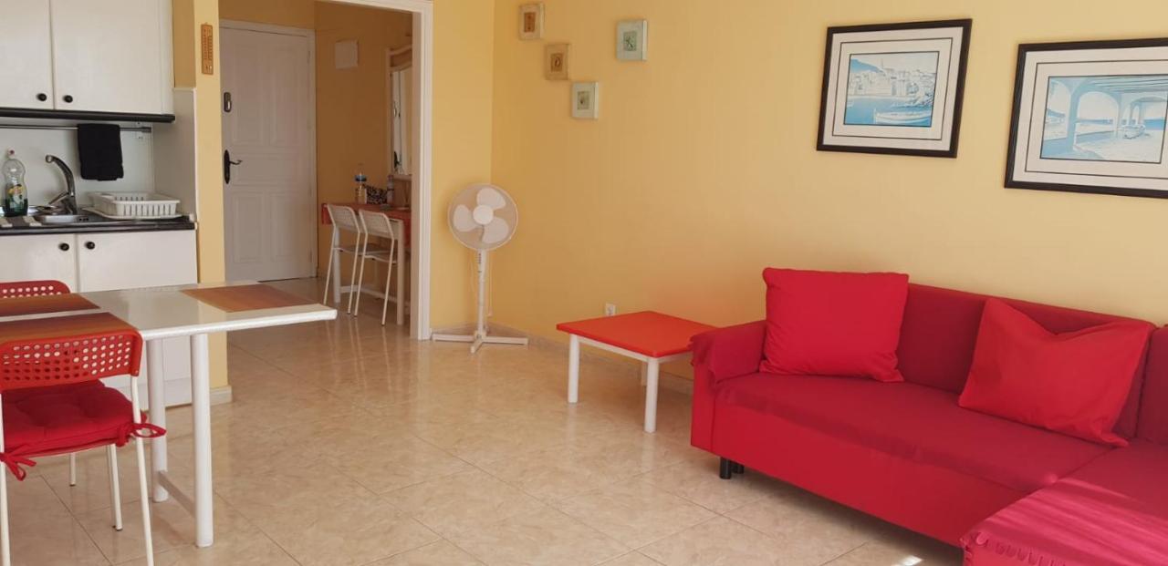 Sunny Self-Catering Apartment Costa Teguise, Lanzarote, Spain エクステリア 写真