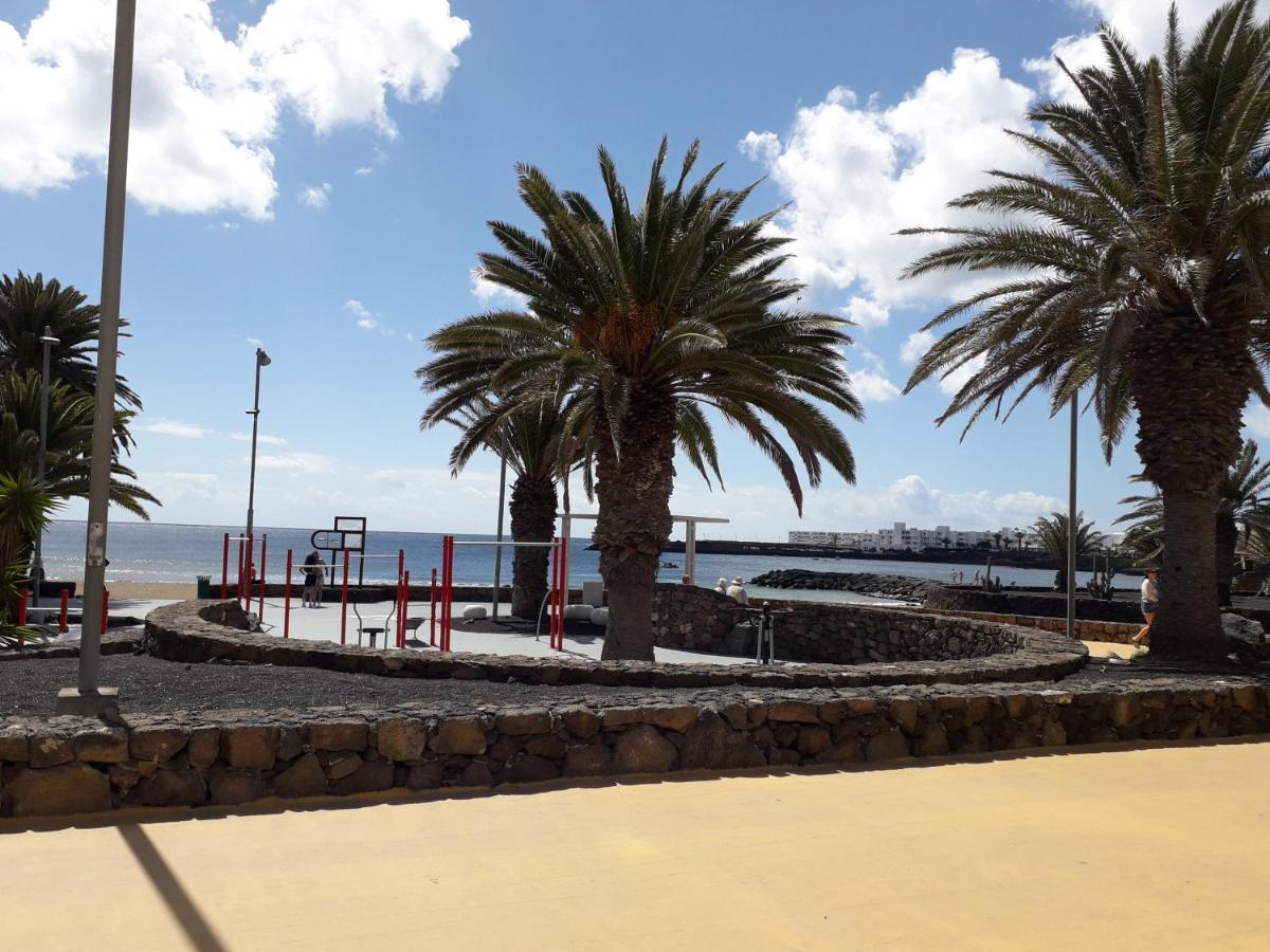 Sunny Self-Catering Apartment Costa Teguise, Lanzarote, Spain エクステリア 写真