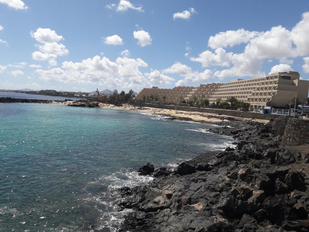 Sunny Self-Catering Apartment Costa Teguise, Lanzarote, Spain エクステリア 写真