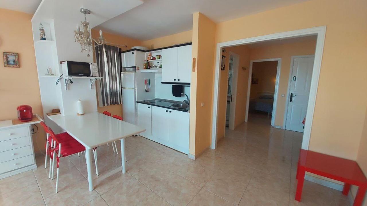 Sunny Self-Catering Apartment Costa Teguise, Lanzarote, Spain エクステリア 写真